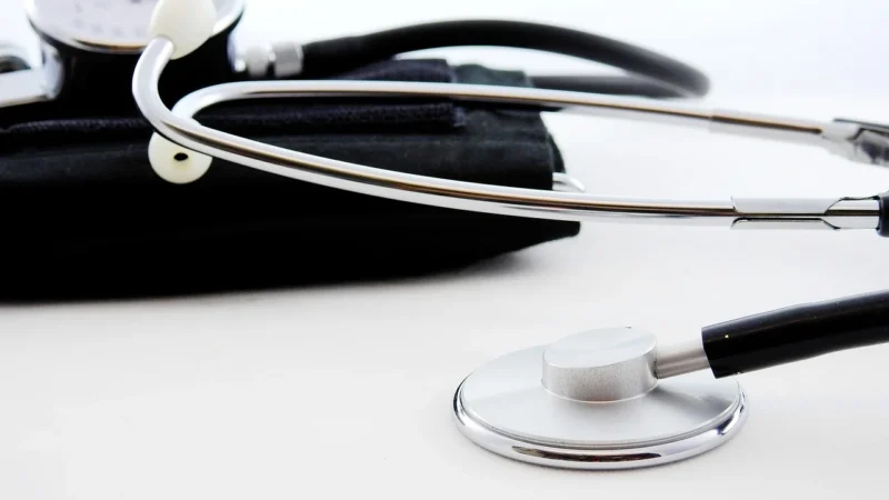 Impactul medicilor polonezi asupra sistemului medical din Marea Britanie