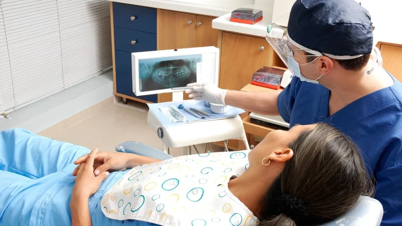 Przegląd kliniki polskiego lekarza w UK: Co oferuje stomatologiamyslowice.pl?