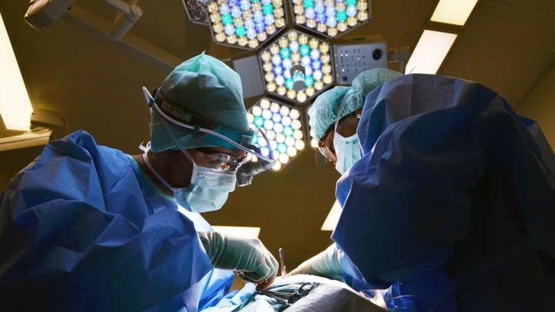 Specialiști medicali polonezi: calitate și experiență în sistemul de sănătate